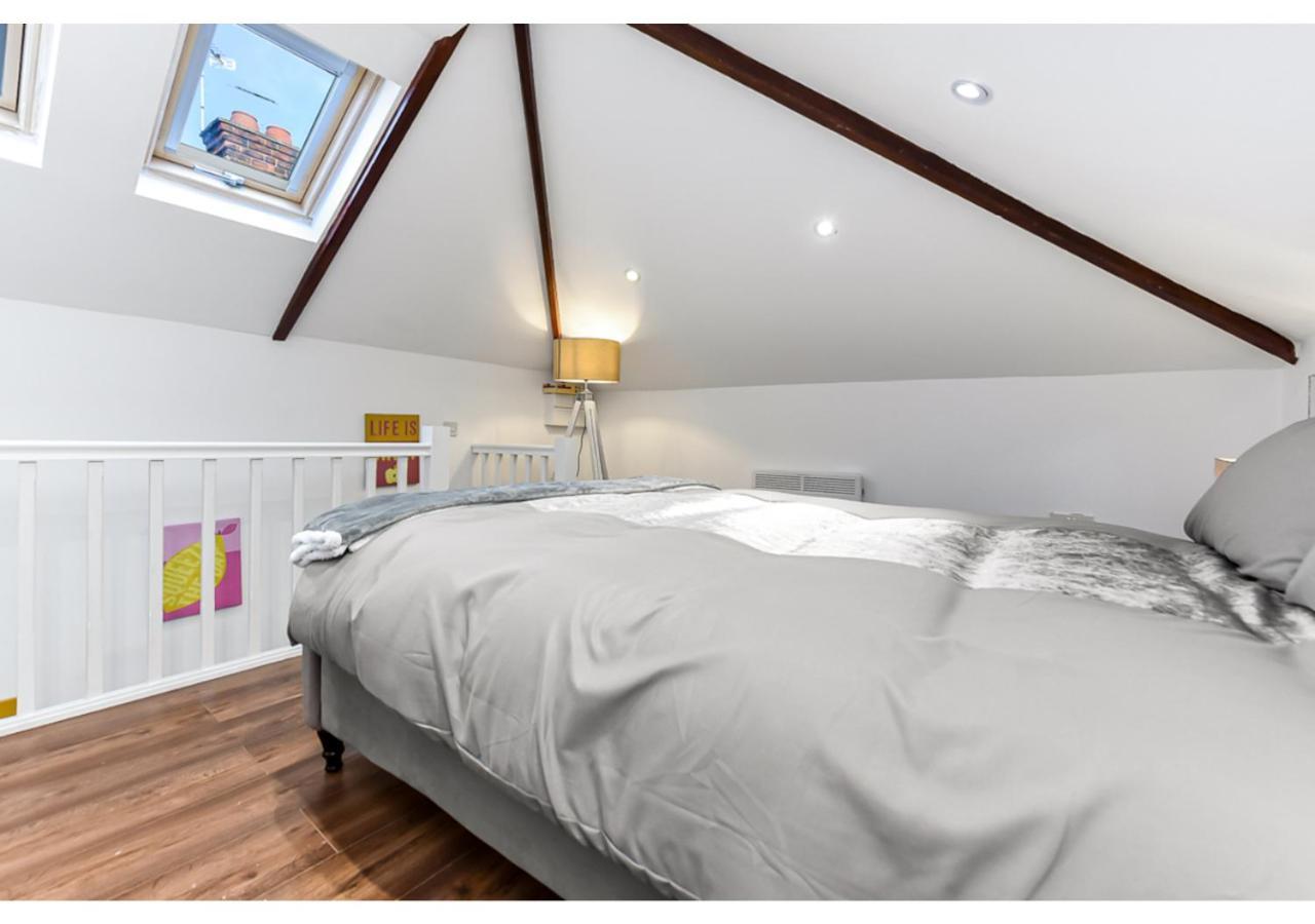 Sleek And Modern Studio With Minimalist Vibe Daire Chelmsford Dış mekan fotoğraf